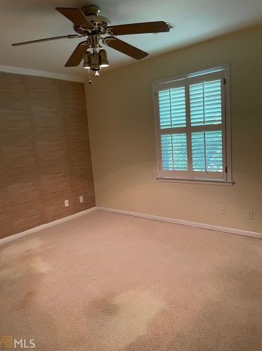 5466 Golfcrest Cir, Stone Mountain GA  30088-4121 exterior