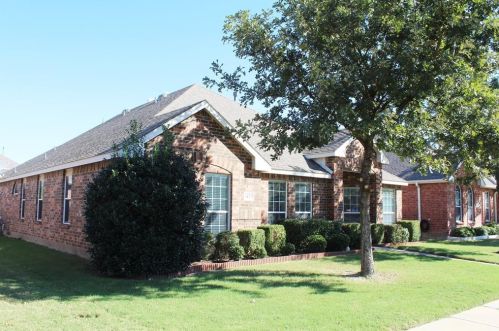 1423 Sleepy Hollow Dr, Allen TX  75002-0808 exterior