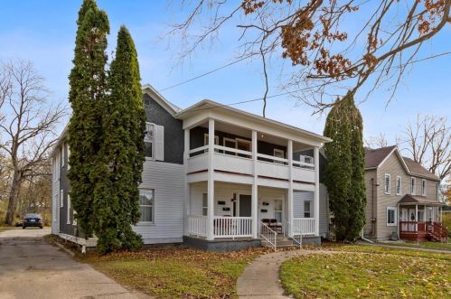 321 Lincoln Ave, Beaver Dam, WI 53916-1818