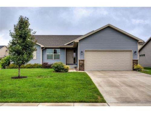 4111 147th St, Des Moines, IA 50323-2491