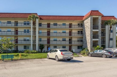 4372 27th Ct, Naples FL  34116-7908 exterior
