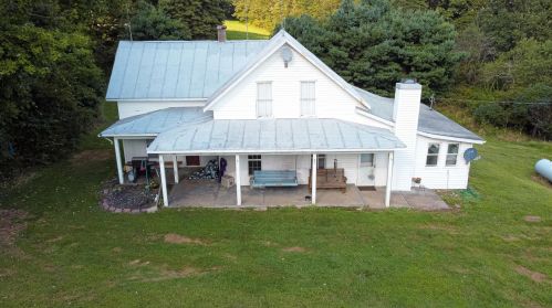 11968 Fallsburg Rd, Frazeysburg, OH 43822-9566