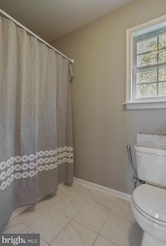 436 Spyglass Hill Dr, Charles Town WV  25414-4053 exterior