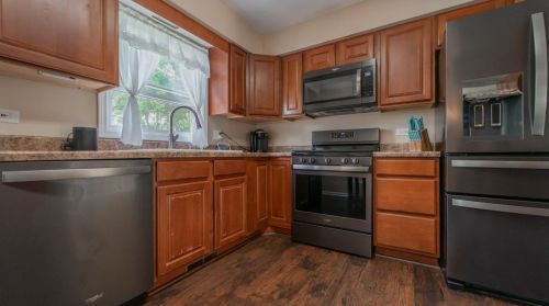 633 Laurel Dr, Dyer IN  46311-2231 exterior