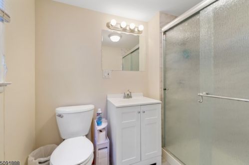 37 Rdg Rd, Dover NJ  07869-1042 exterior