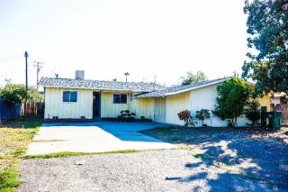 1719 Tomah Ave, Porterville, CA 93257-2850