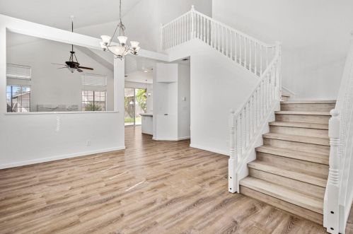 1285 Burgundy Ln, Manteca CA  95337-6874 exterior