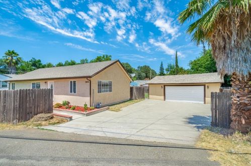 7689 Old Auburn Rd, Citrus Heights, CA 95610-3833
