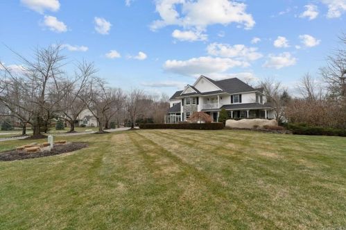 16 Mdw Rdg Rd, Warwick NY  10990-2535 exterior