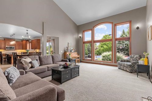 2456 Whistling Swan Ct, Menasha, WI 54952-8815