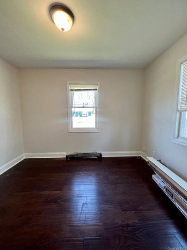 58 Main Ave, Wheatley Heights NY  11798-1324 exterior