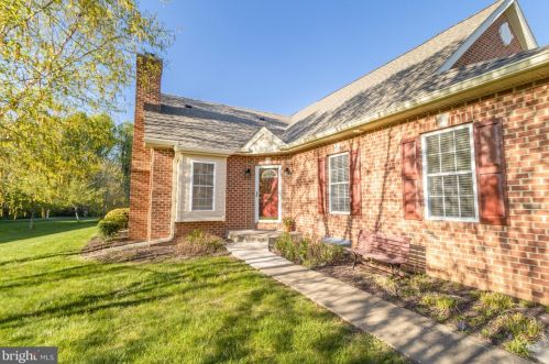 12 Lynthwaite Farm Ln, Wilmington, DE 19803-1544