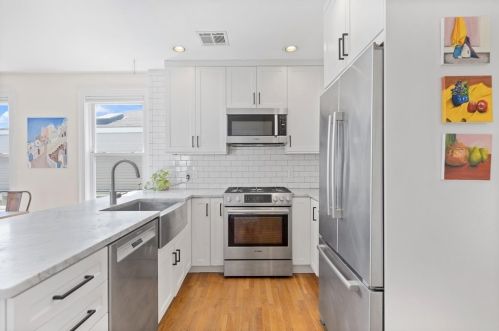 40 Middle St, Boston, MA