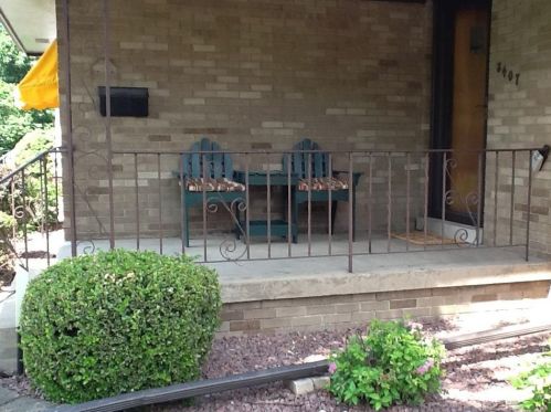 8407 Parrish Ave, Hammond, IN 46322-1437