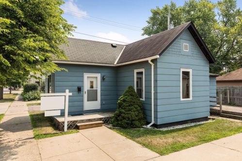 408 Fulton St, Saint Paul, MN 55102-3421