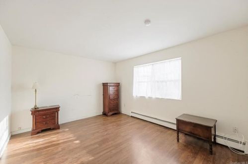 131 Watkins Ave, Middletown NY  10940-4530 exterior