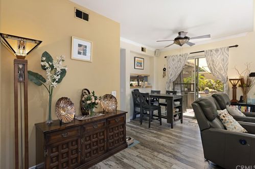 24 Morning Glory, Trabuco Canyon CA  92688-1522 exterior