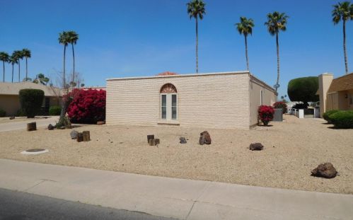 9982 Bolivar Dr, Sun City, AZ 85351-2302