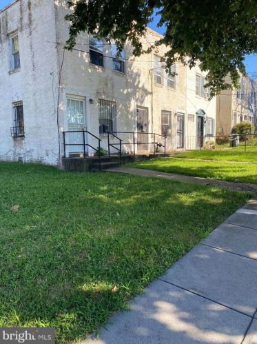 200 34th St, Washington, DC 20019-1309