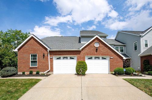 504 Fieldgate Dr, Florence, KY 41042-8819