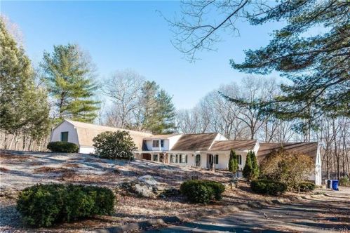 146 South Rd, Manchester, CT 06043-7446