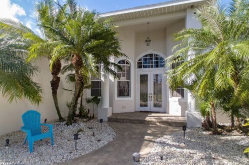4424 19th Pl, Cape Coral, FL 33904-6039