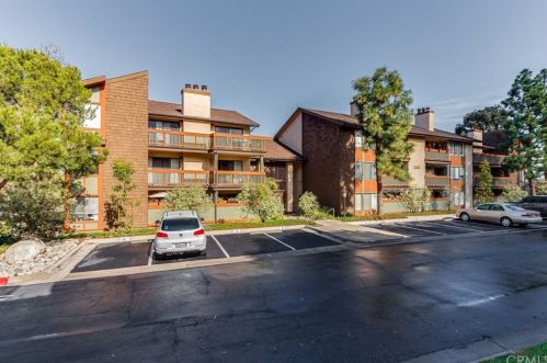 2506 Willow St, Long Beach, CA 90755-2241