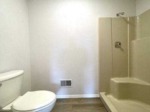 1751 Eldorado Dr, Green Bay WI  54302-5509 exterior