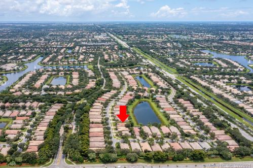 7436 Maple Ridge Trl, Boynton Beach FL  33437-3970 exterior