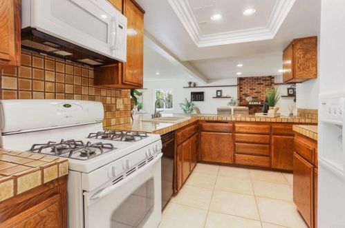 9941 Halberns Blvd, Santee CA  92071-1439 exterior