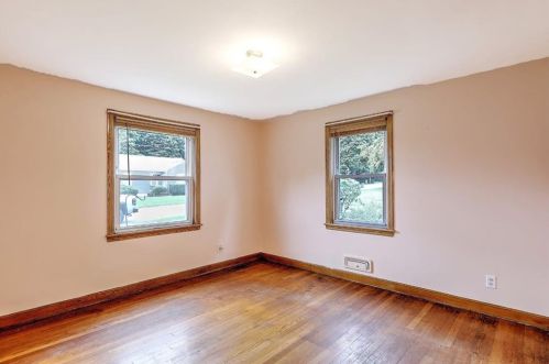 44 Rosemont Ave, Cumberland RI  02864-7519 exterior