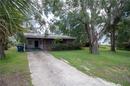 18 Hibiscus Way, West Frost Proof FL  33843-1721 exterior