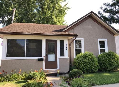 944 Redfield St, La Crosse, WI 54601-5508