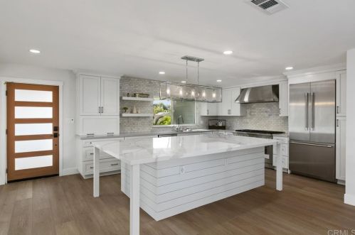 2160 13th St, Encinitas CA  92024-6801 exterior