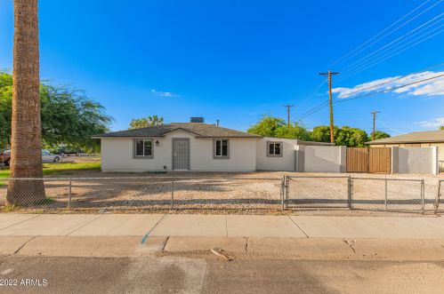 6458 Columbus Ave, Phoenix, AZ 85033-4518