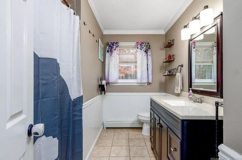 70 Pleasant View Dr, Killingly CT  06241-1213 exterior