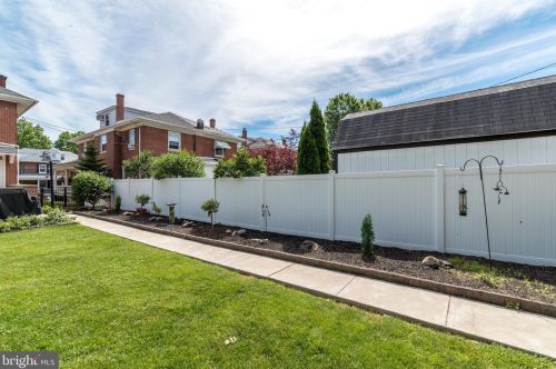 630 Columbia Ave, Lansdale PA 19446-3309 exterior