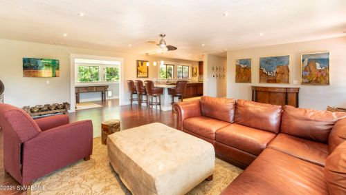 105 Mtn Shadows Dr, Sedona AZ 86336-3927 exterior