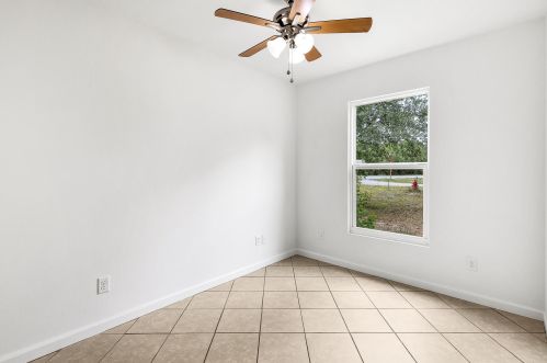30 Lowery Rd, Freeport FL  32439-4220 exterior