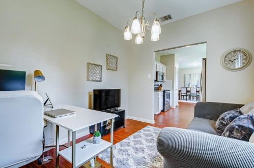 3810 Cloudbluff Ln, Richmond TX  77469-4117 exterior