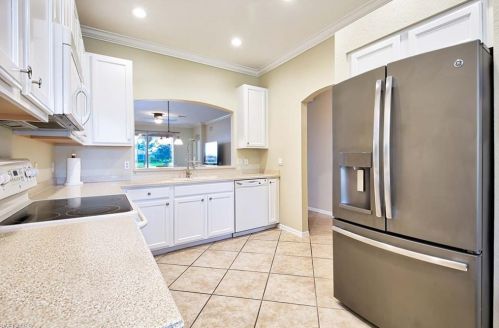 14346 Manchester Dr, Naples FL  34114-8626 exterior