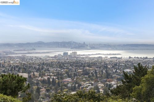 490 Panoramic Way, Berkeley CA 94704-2540 exterior