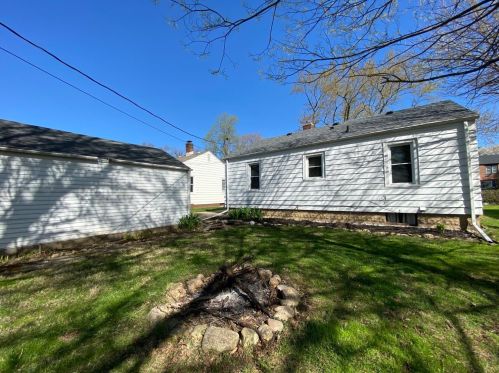 53 Harrison Blvd, Valpo IN  46383-3407 exterior