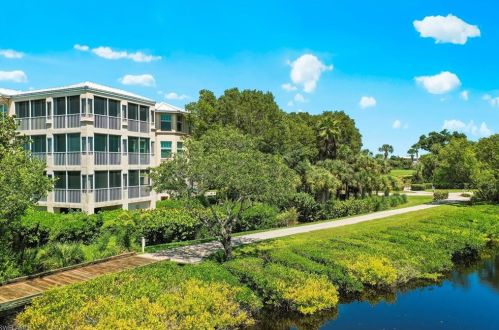 2605 Wulfert Rd, Sanibel, FL 33957-2224