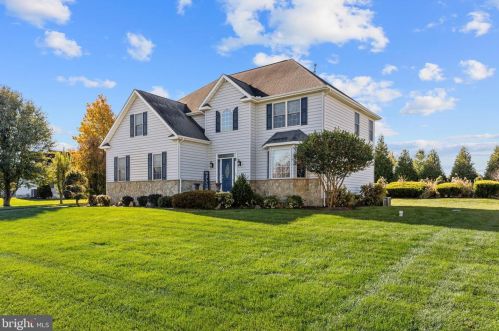 43 Country Field Dr, Camden-Wy, DE 19934-1777