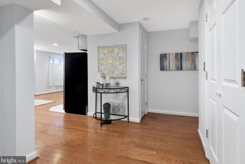 1321 Fairmont St, Washington, DC 20009-6964