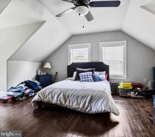 801 Thomas Ave, Riverton NJ  08077-1030 exterior