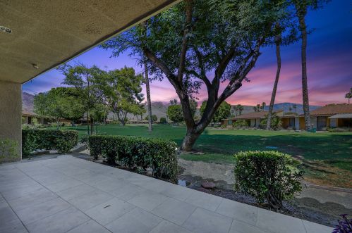 156 La Cerra Dr, Rancho Mirage, CA 92270-3804