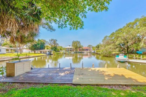 507 Dona Dr, Nokomis FL  34275-2613 exterior