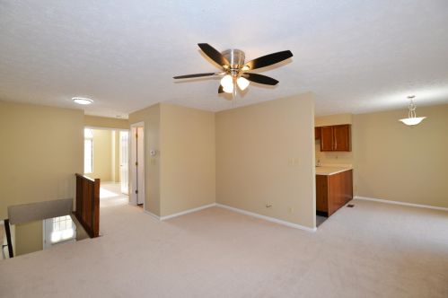 1653 Shady Cove Ln, Florence, KY 41042-1063